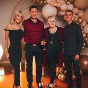 Meet your Posher, Tamara